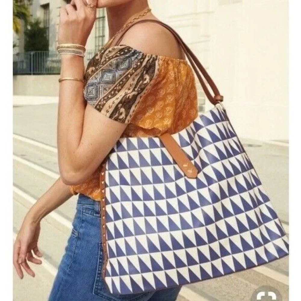 Stella & Dot Crosby Geo Tile Hobo Convertible Crossbody Bag Tote Purse - Picture 1 of 9
